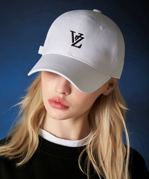 BTS着用 3D monogram logo overfit ball cap 4,876円