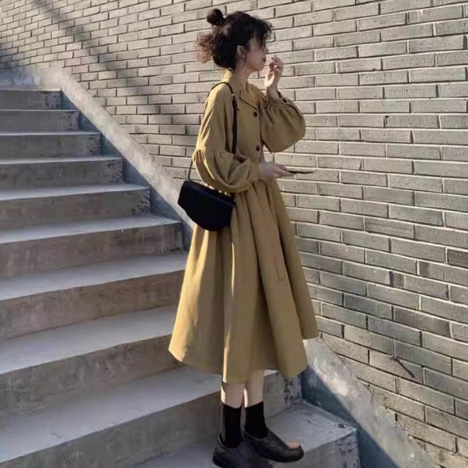コート アウター トレンチコート ロング丈 長袖 袖あり 襟付き 角襟 リボン ウエストリボン 前開き ボタン かわいい 大人可愛い シンプル カジュアル おしゃれ レトロ キュート ナチュラル 無地