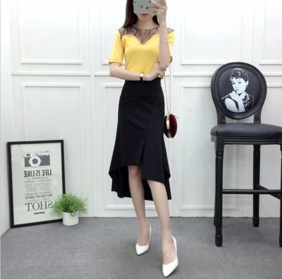 スカート ボトムス フレアスカート ひざ丈 アシンメトリー ポリエステル かわいい 大人可愛い きれいめ 上品 おしゃれ お洒落 大人可愛い 大人女子 無地 春 秋 10代 20代 30代 レディース