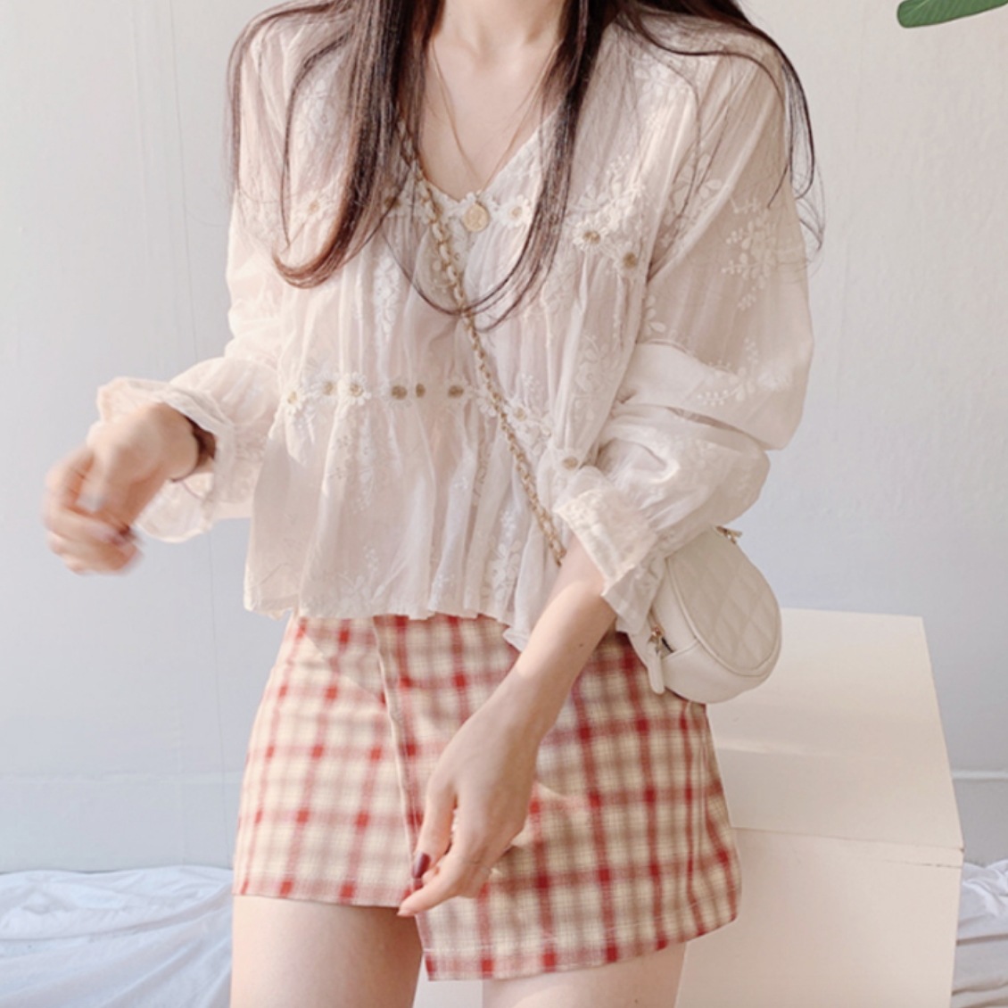 トップス スカート ボトムス デート シャツ ブラウス カットソー ミニスカート ショート ショート丈 袖あり 長袖 Vネック かわいい 大人可愛い きれいめ シンプル カジュアル 大人 上品 6,003円