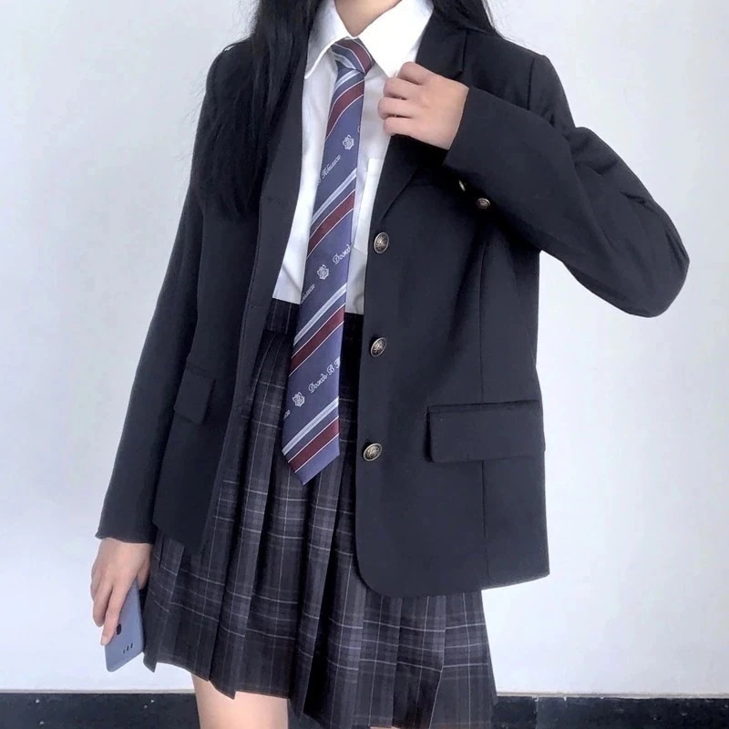 【限定SALE!!】セットアップ ス一ツ韓国ファッション 長袖 2点セット キャンパス風 シャツ+スカート スーツジャケット シャツ ア ップ フード付きアウター無地 スウェットパンツ レディーストレ