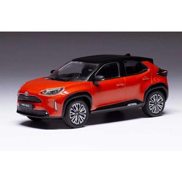 イクソモデル トヨタ ヤリスクロス 2022 オレンジ LHD 1/43