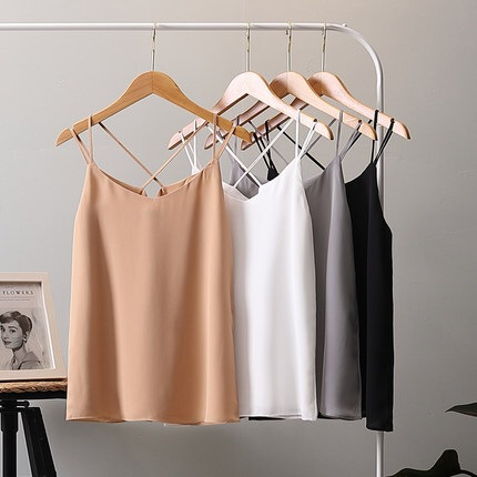 キャミソール トップス キャミソール 袖なし ノースリーブ Vネック ポリエステル かわいい 大人可愛い きれいめ シンプル カジュアル 大人 上品 おしゃれ お洒落 大人可愛い 大人女子 こなれ感 5,151円