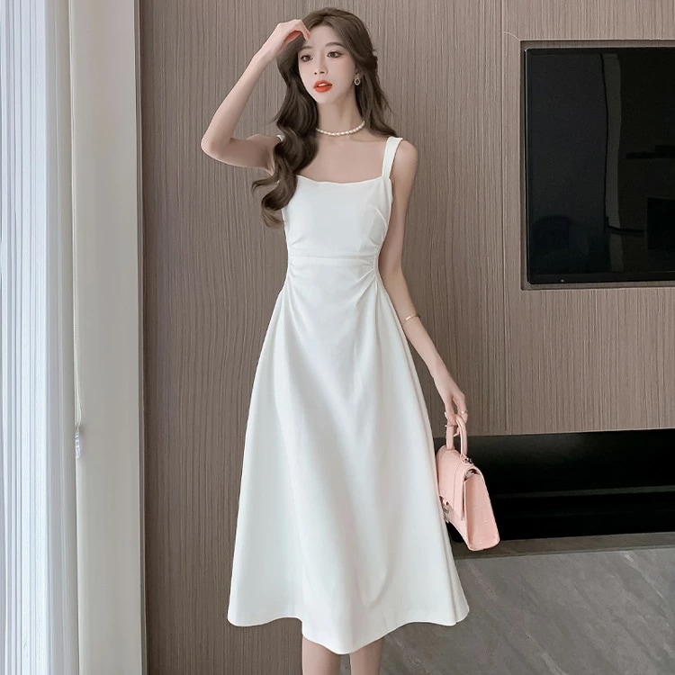 ワンピース Aライン 全2色 ノースリーブ 無地 シンプル 黒 白 黒ワンピ ロングワンピース ワンピース 膝下 ミモレ丈 ロング丈 ガーリー フェミニン きれいめ 体型カバー 上品 大きいサイズ 春