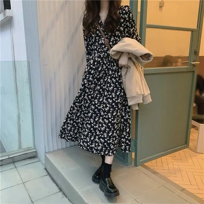 花柄 Vネック ミモレ丈 ワンピース 膝下 ミモレ 袖あり 長袖 襟なし シフォン ハイウエスト かわいい 大人可愛い シンプル カジュアル 大人 おしゃれ お洒落 レトロ 大人女子 主役級 柄