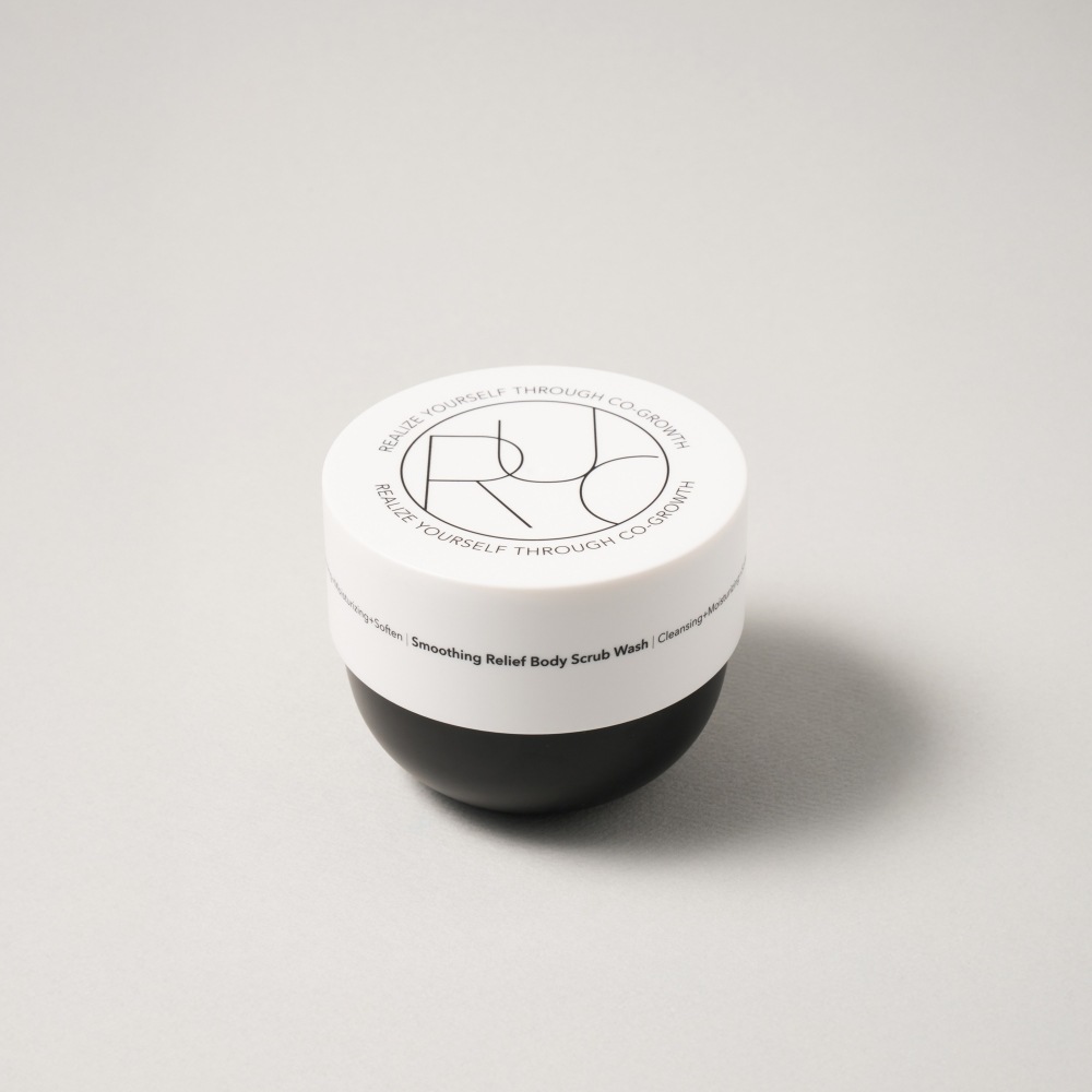 RU.Cスムージングリリーフボディスクラブウォッシュ 300ml