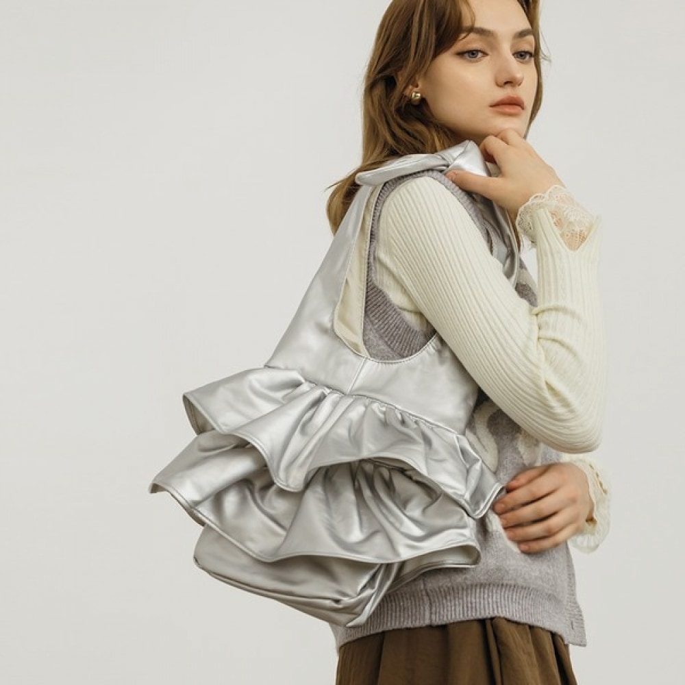 (マックスカルティッジョ) エコレザーフリルショルダーバッグ