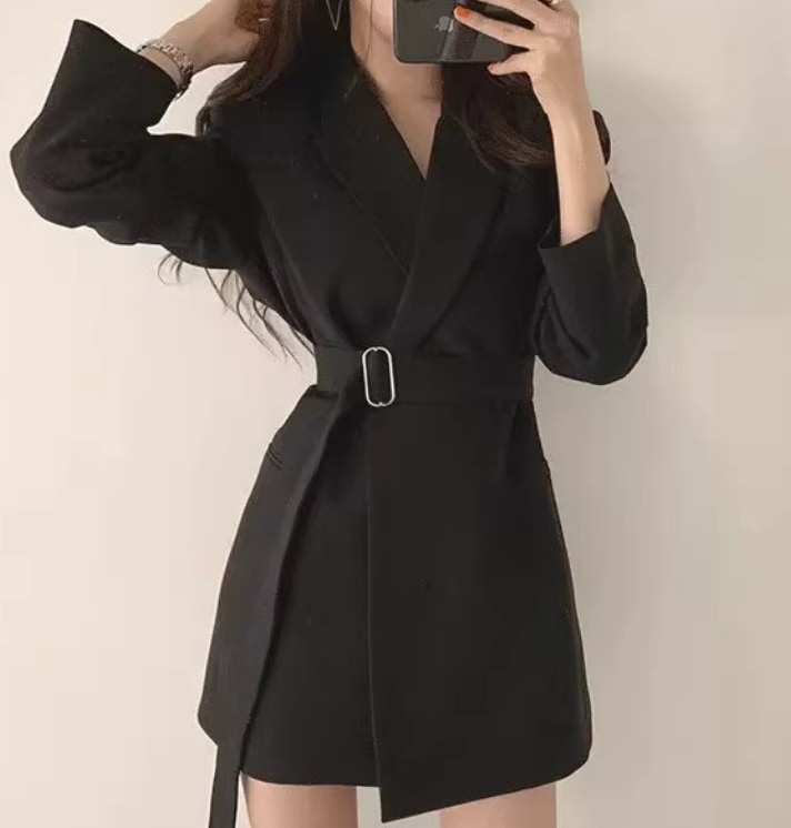 レディース アウター テーラードジャケット ミディアム丈 丈長 長袖 フォーマル フェミニン ベルト ウエストマーク 薄手 ベルト付き きれいめ 上品 おしゃれ かっこいい マニッシュ クール