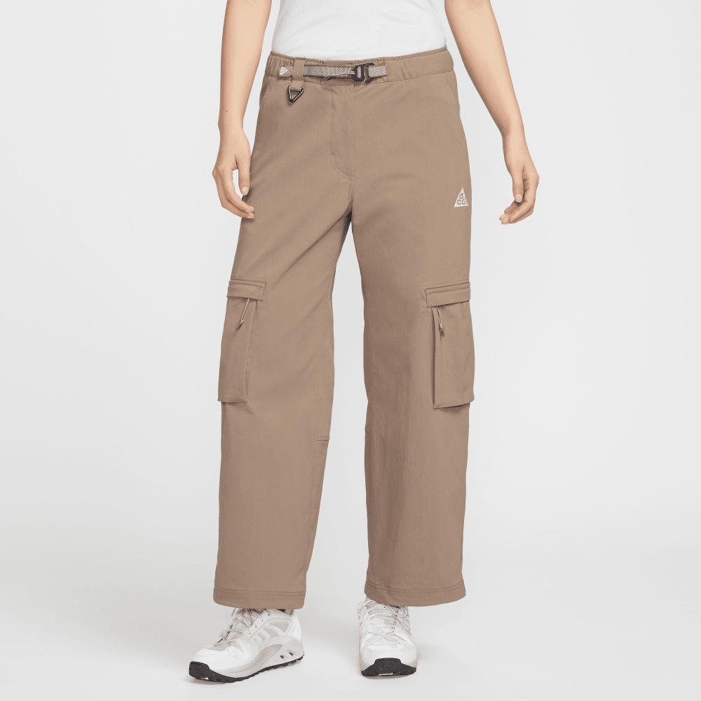 ナイキ W アクトスミスサミット V2 カーゴパンツ FN1948 233