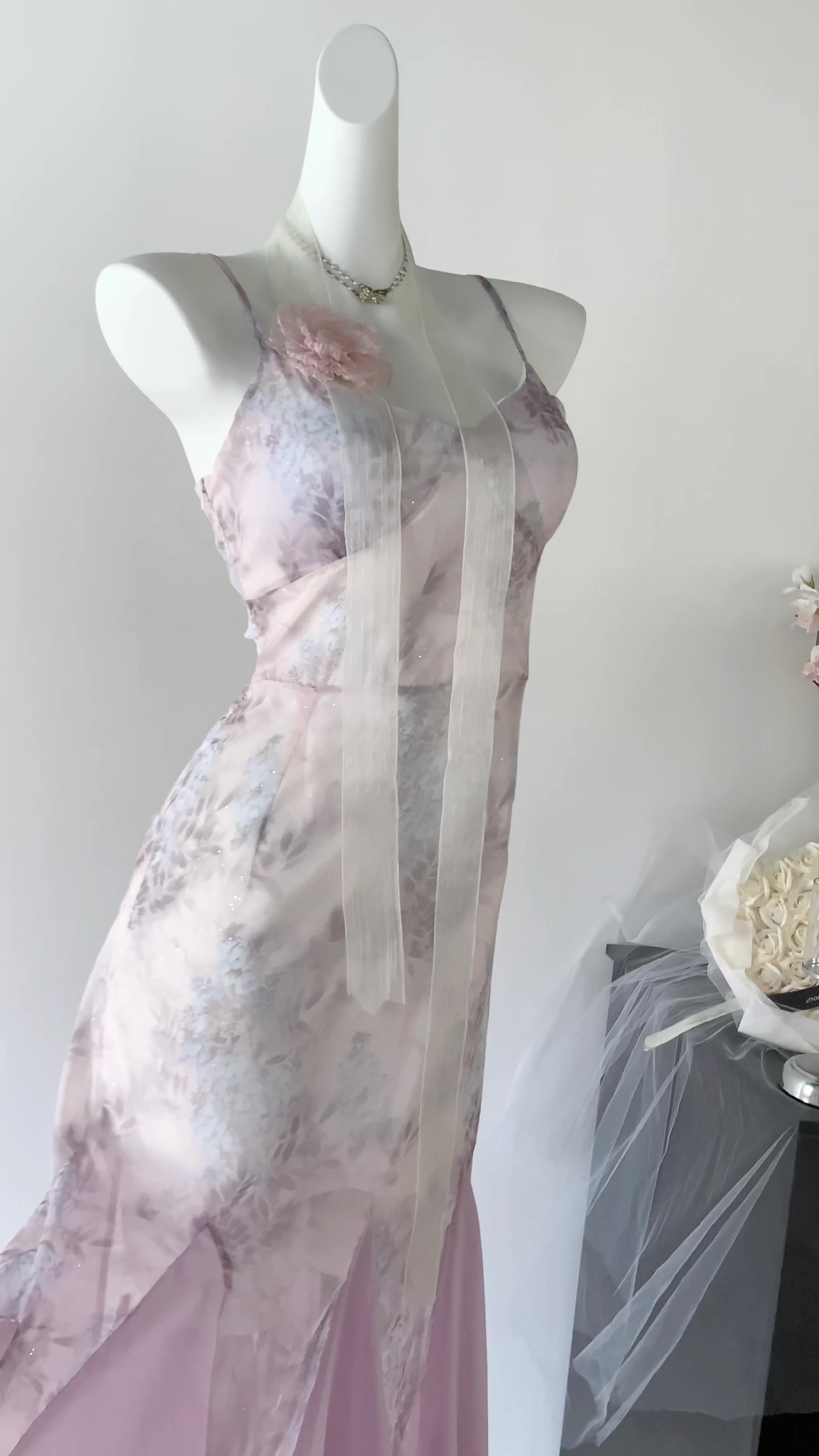 蝶と花の海フランスの気質サスペンダーフィッシュテールスカート夏の純粋な欲望バックレススリムドレスBJ10 4,800円