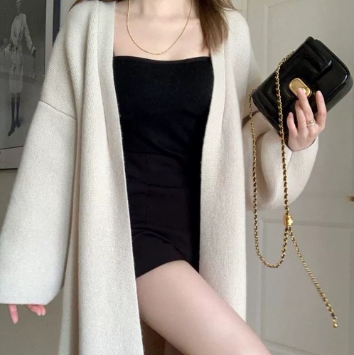 トップス カーディガン ロングカーディガン 白トップス ミモレ丈 ロング丈 長袖 ドロップショルダー 萌袖 Vネック 襟なし ワイド 前開き ニット 大人可愛い きれいめ シンプル カジュアル