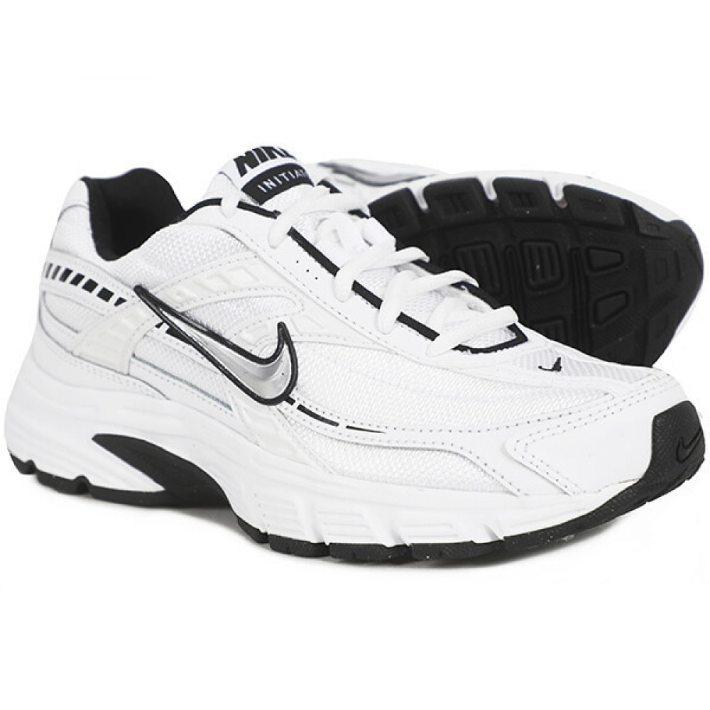 ナイキ W イニシエーター