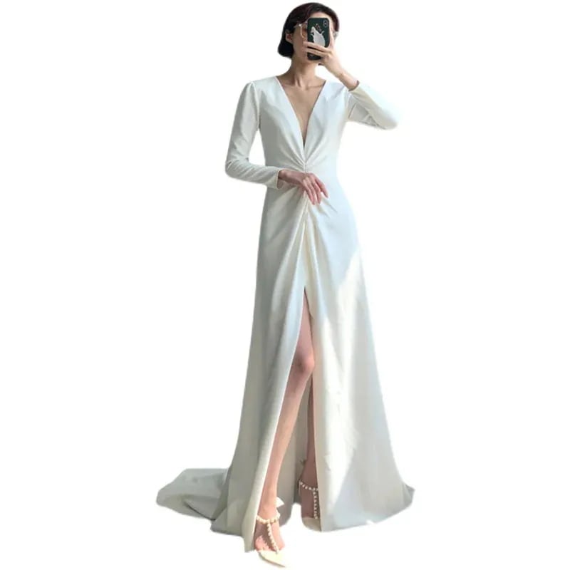 長袖の深いVネックのライトドレス小さなトレーリングバンケット会社の年次総会の新しい韓国語バージョン白