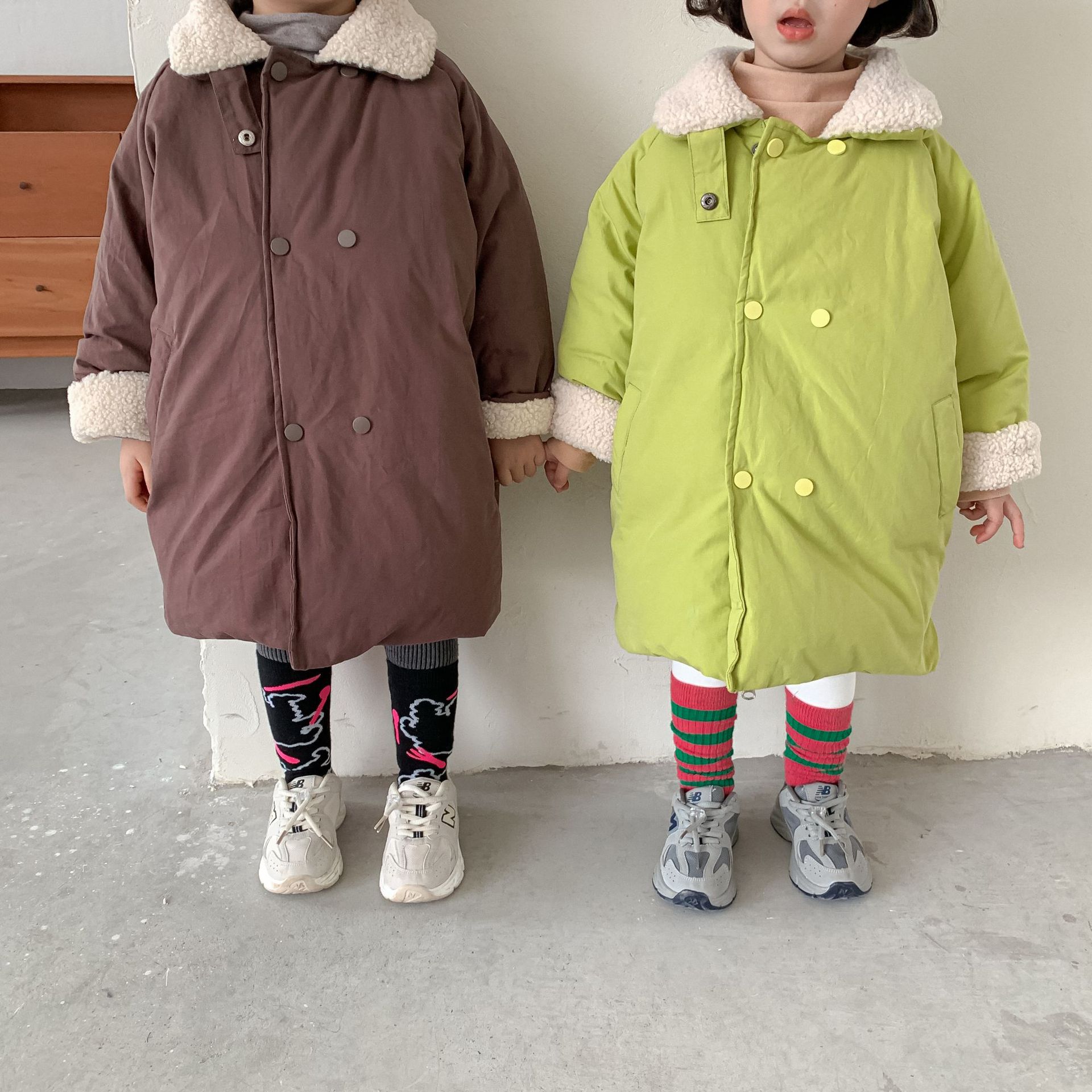 新入荷 新作子供服 ダウン 子供 冬 無地 90 ホワイトダックダウン ダウンジャケット 男の子 女の子用 ミドル丈 ブレッドコート