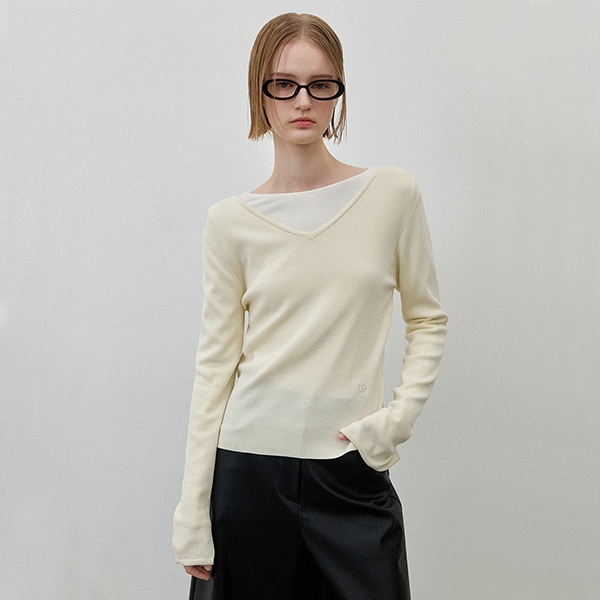 (T-7024)ESSENTIAL CELESE V-NECK KNIT