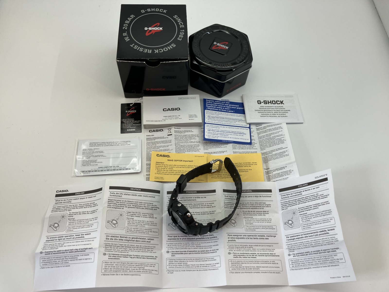G-SHOCK AWG-M100B マルチバンド6 タフソーラー 電波ソーラー腕時計 黒 箱・取説・未記入ギャランティ付き
