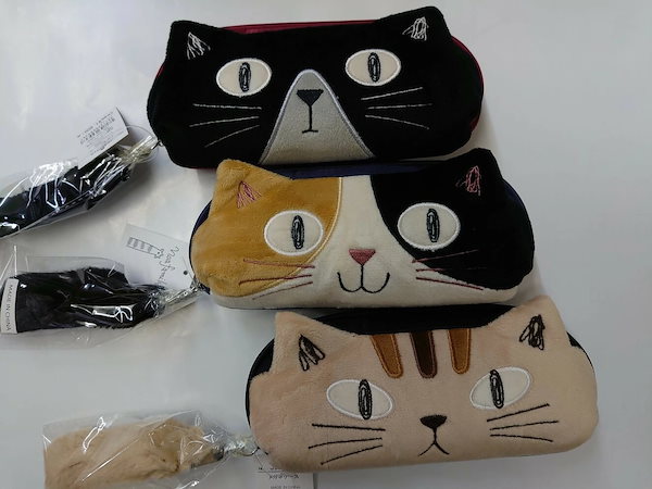 １丁目のねこスマホポシェット(ノアファミリー 猫グッズ ネコ雑貨 ねこ