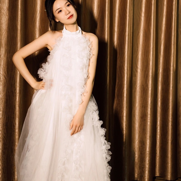 ドレス ワンピース パーティー 結婚式 二次会 披露宴 ステージ 舞台 キャバ 衣装 ラウンジ クラブ ロング 袖なし ノースリーブ ホルターネック フレア Aライン 刺繍 チュール バックシャン