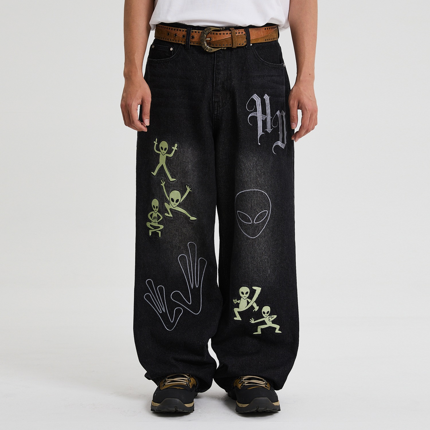 HD Alien Multi Embroidery Denim Pants BLACK