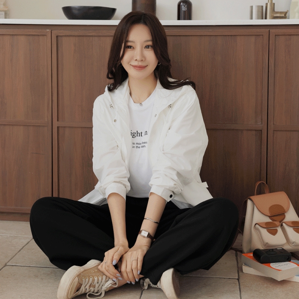 クリック＆ファニーリマンストリングフード付きジャンパー