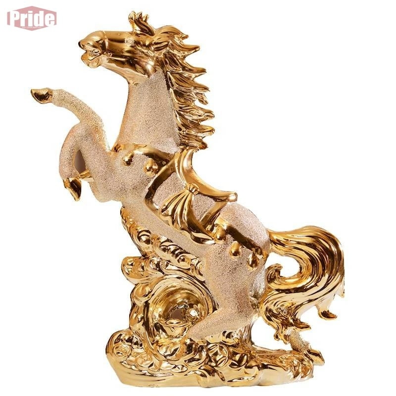 新製品 置物 白馬 ヨーロピアン風 金のたてがみ (小サイズ)