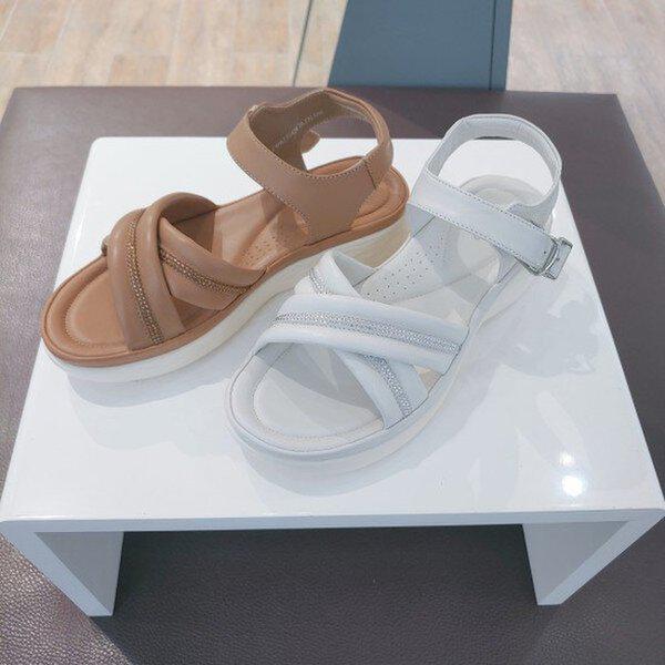 天然皮革女性4センチトンサンダル LCWW27U426_BP_3 18,664円