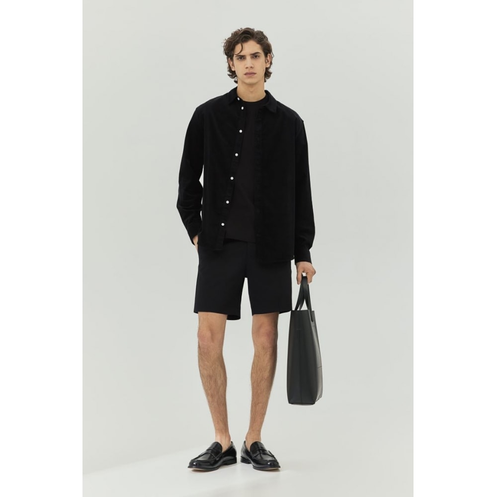 H&M レギュラーフィットチノショーツブラック