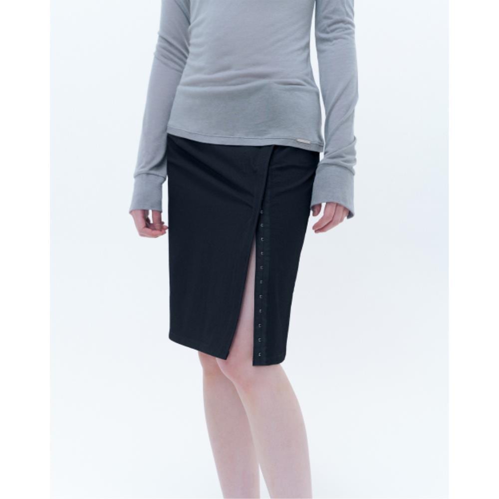 MISEKI SEOUL Hookandeye slit skirt BLACK MSK252SK07BK