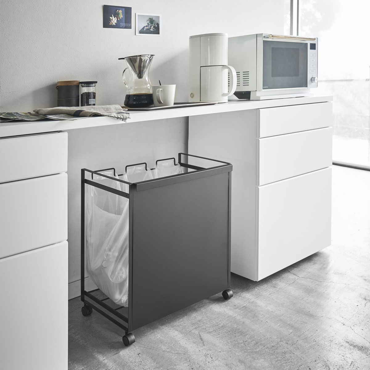 分別ゴミ箱 山崎実業 TOWER タワー 目隠し分別ダストワゴン 3分別 ブラック