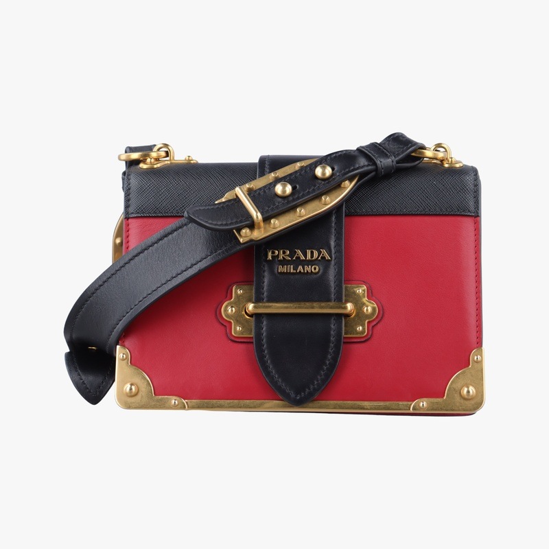 カイエレッド×ブラックレザー1BD04525中古