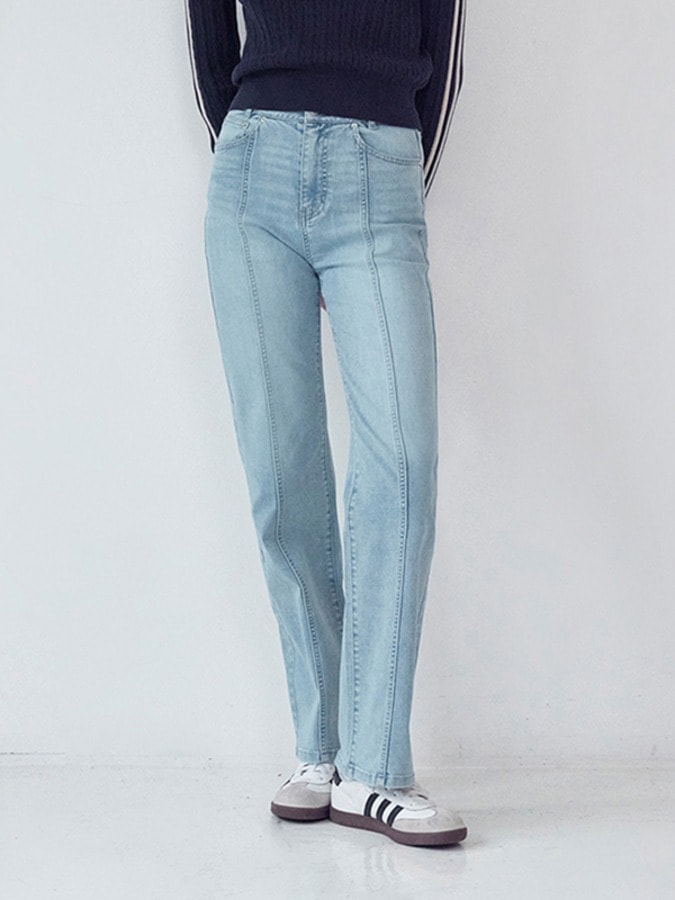 KIRSH PLAIN SEMI FLARE DENIM PANTS [LIGHT BLUE]