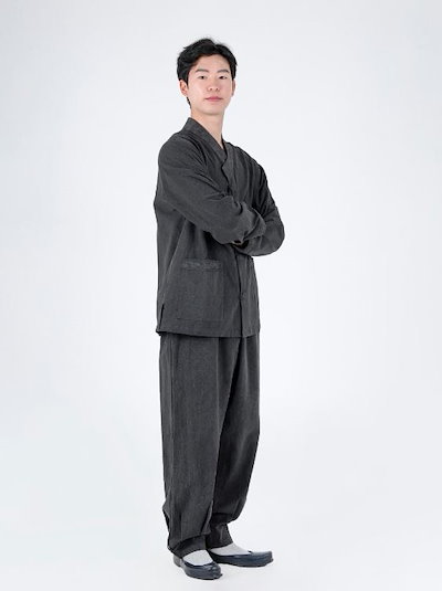 Qoo10] (正規品)BTSグク着用 ZIJANGS : レディース服