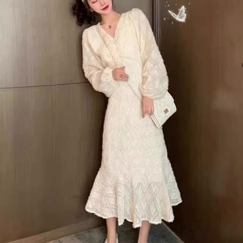 レディース ワンピース ミドル丈 レース マーメイド Vネック 抜け感 大人かわいい レトロ シンプル 上品 フリル ノーブル 長袖 ベージュ ブラック 黒 20代 30代 40代 通勤