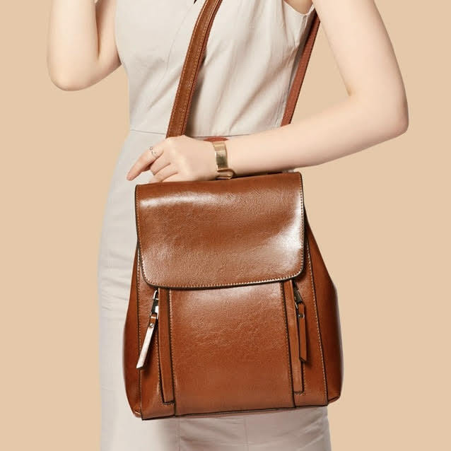 レディース リュックサック デイバッグ バックパック バッグ カバン 手持ち 肩がけ ワンショルダー 牛革 かわいい 大人可愛い きれいめ シンプル カジュアル 大人 上品 お洒落 かっこいい レトロ