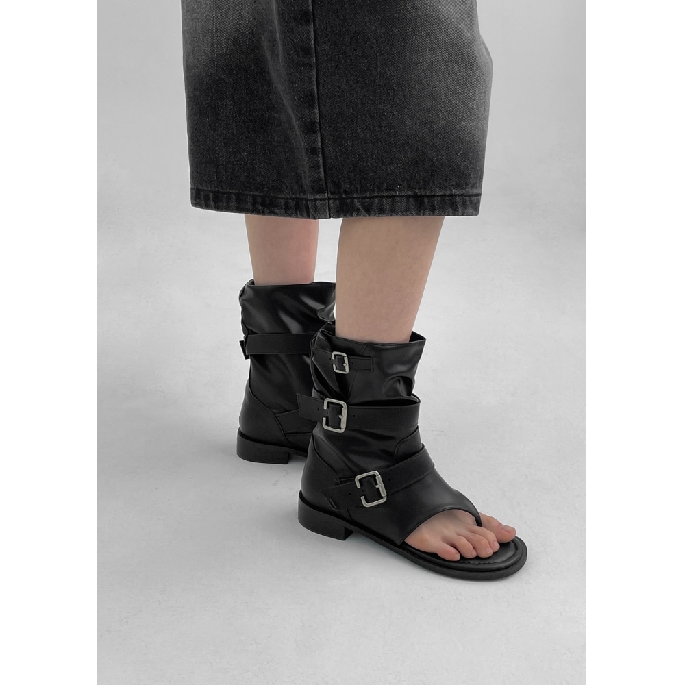 ブラックアップ レディト バックル レザー サンダルブーツ