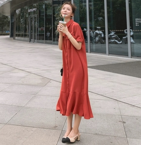 半袖シャツロングワンピース ゆったり ワンピース ロング丈 半袖大きめ Iライン オレンジ ブラック 裾フリル 清潔感 お出かけ 旅行 爽やか フレア かわいい 大人可愛い きれいめ シンプル 大人