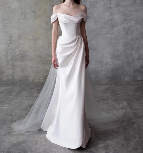 ウエディングドレス オフショルダー 優雅なシルエット ソフトチュール エレガント 二次会