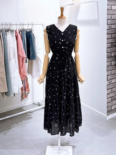 リン・ホーリン スリッパラック 棚板2枚欠品 リボンモチーフ IDC大塚取扱 スリッパラック「ブルックス」ナラ材 | 【公式】大塚家具