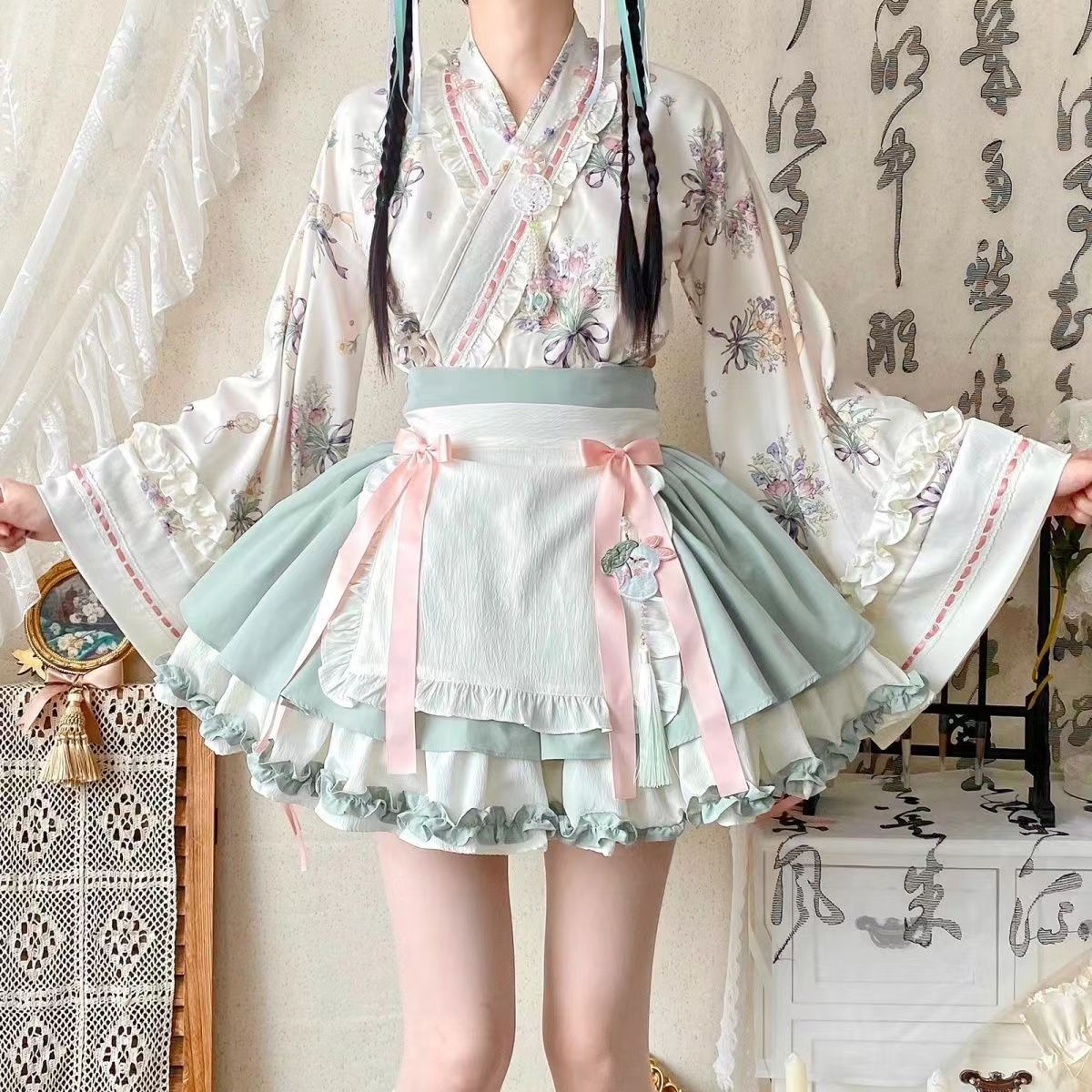 ロリータ 二次元 ロリータ大袖裾スカートロリータ可愛いメイド服セット