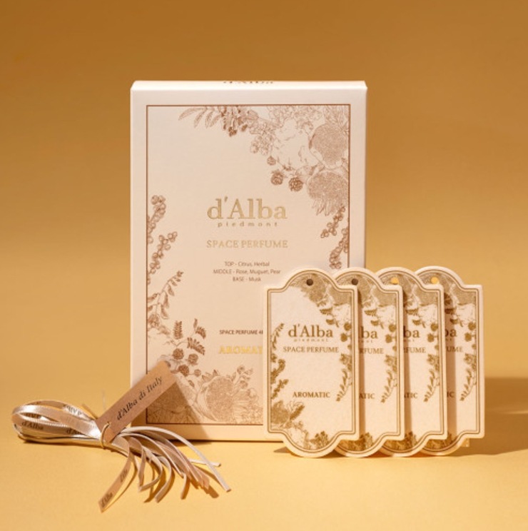 アロマティック スペース パフューム 芳香剤9g4個/韓国純正品/車両芳香剤/クローゼット芳香剤/韓国芳香剤 4,709円