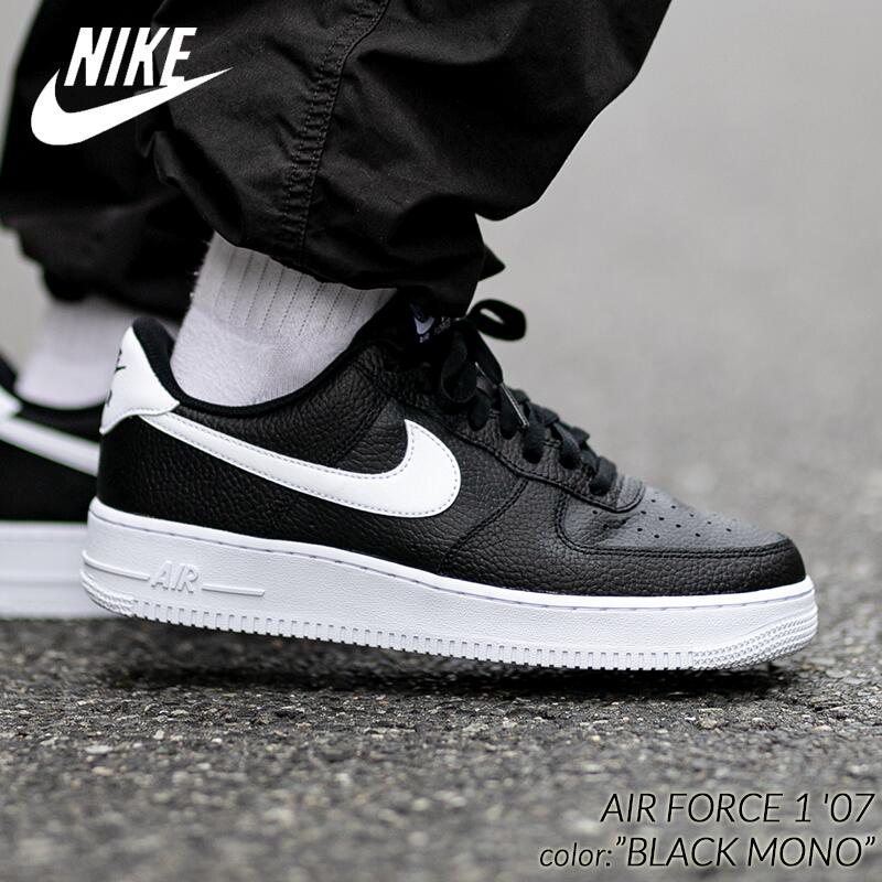 NIKE AIR FORCE 1 07 