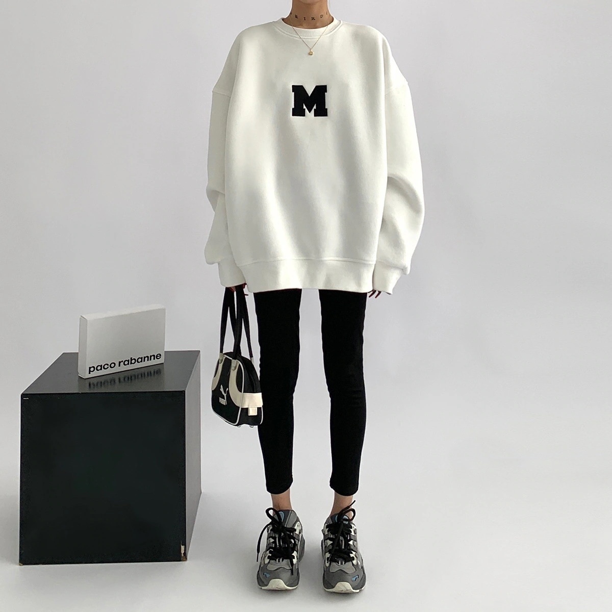 トップス レディース トレーナー S M L 韓国 ビッグT 長袖 ボリューム袖 ドロップショルダー ラウンドネック オーバーサイズ シンプル カジュアル 上品 お洒落 かっこいい 大人女子 こなれ感