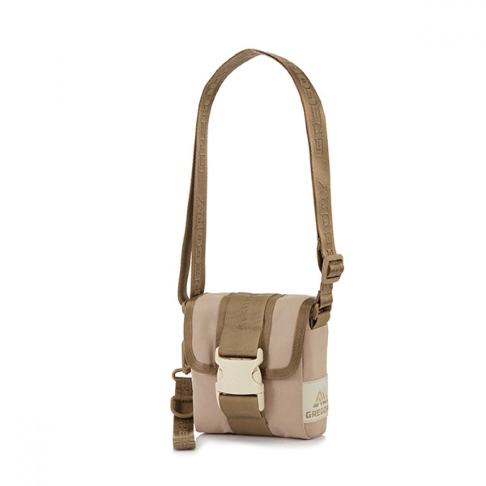 [グレゴリー] グレゴリージョーブレイカーショルダーポーチクロスボディバッグ-FIELD TAN
