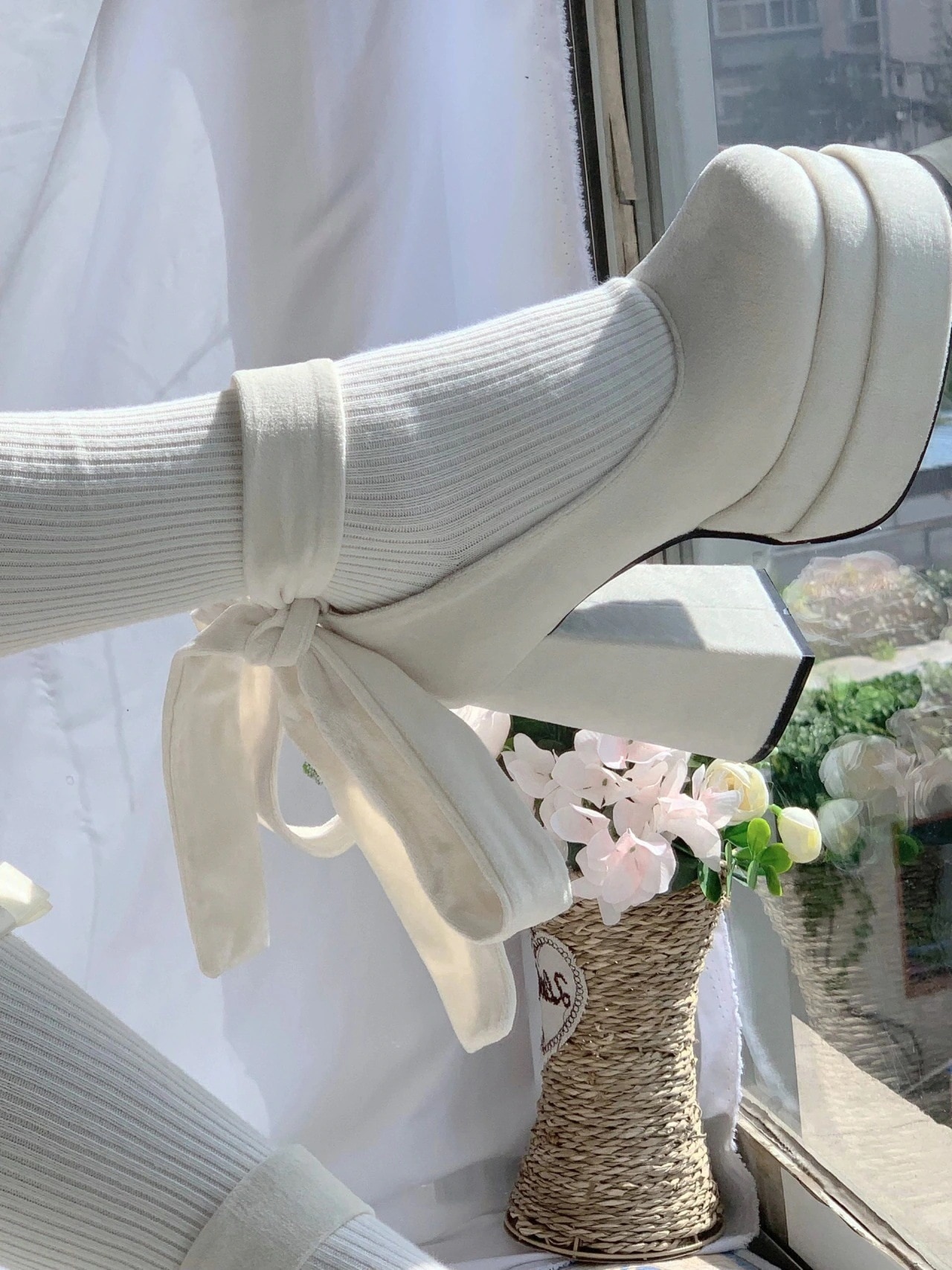 ピンクフレンチレトロメリージェーンハイヒール女性用2024年ストラップloシューズ厚底浅口スカート付き婦人靴