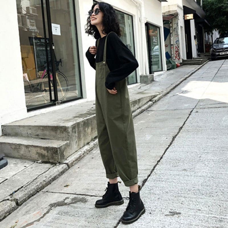 サロペット パンツ ズボン 9分丈 九分丈 オーバーオール ボトムス ストレート 袖なし ハイウエスト 無地 シンプル ポケット ボタン ストレートレッグ ゆったり ゆる ルーズ 重ね着 レイヤード