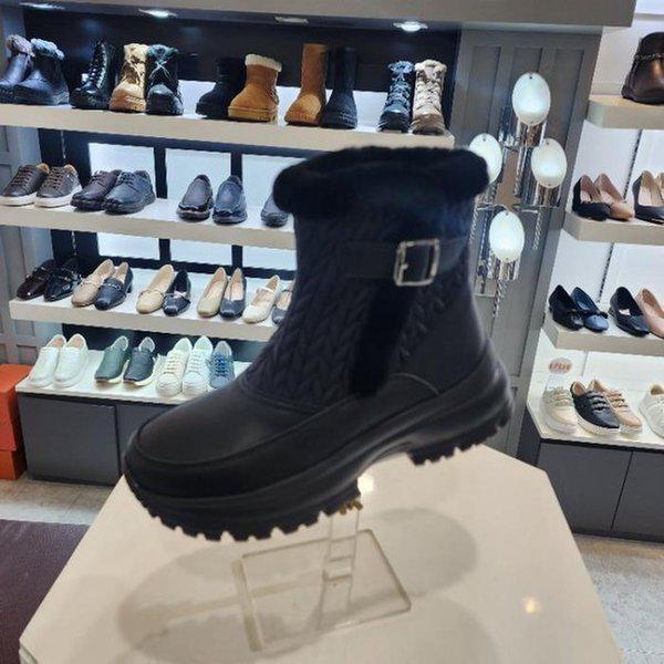 HC10 女性用パッド入り軽量ブーツ ブラック4cm LCWA73U54C19 (42321924)