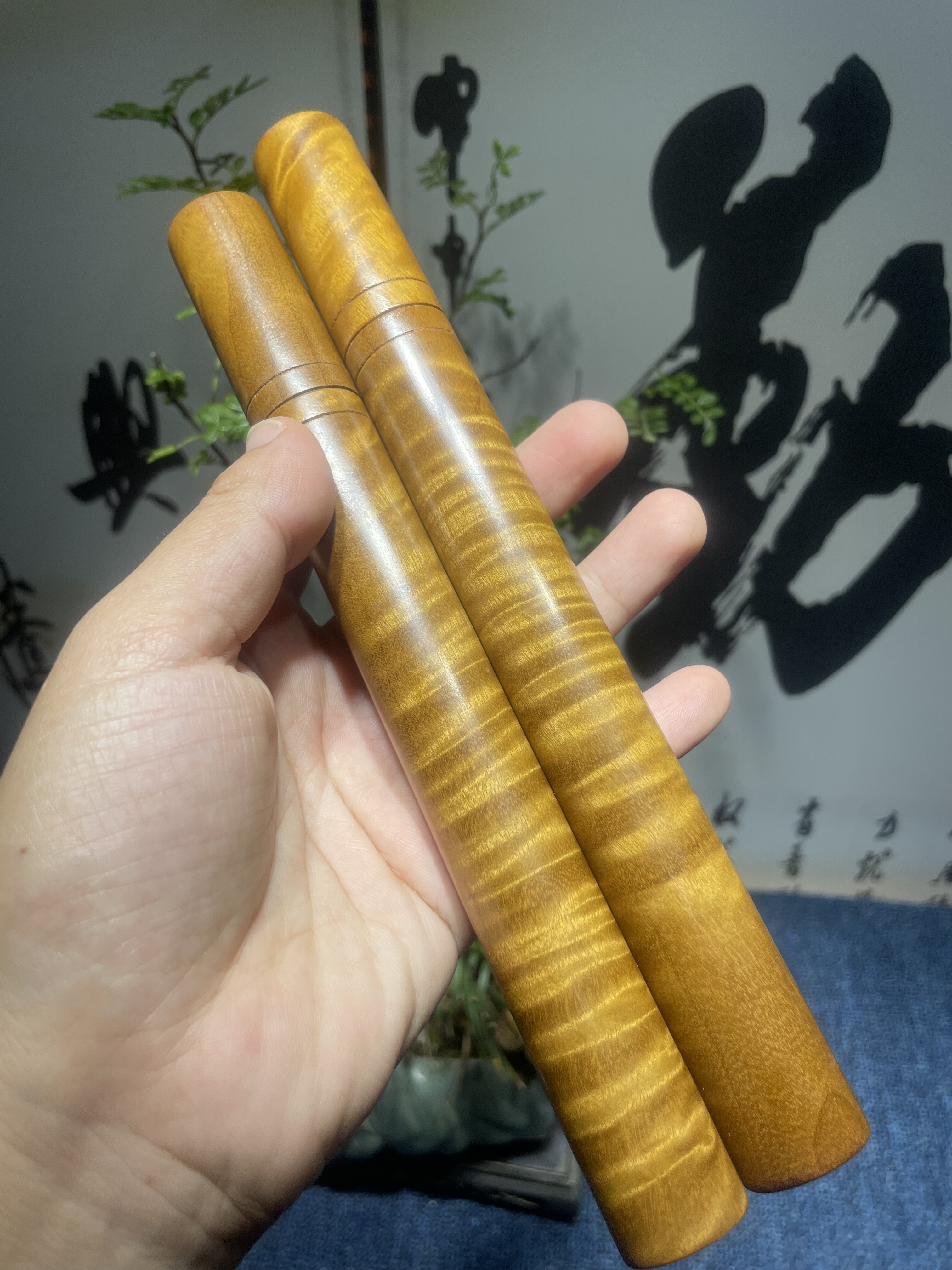 1対2水波模様小葉欖楠線香筒 金糸楠木線香筒 整体彫刻木工品 制作芸術アレンジメント. 一対の宝飾品密封ボックス収納ケース 結婚ギフトのクリエイティブなアイデア記念品用ジュエリー箱.