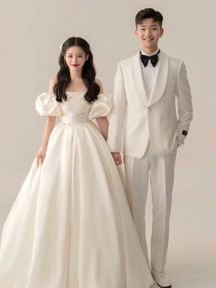 サテンライトメインウェディングドレス2024花嫁結婚式シンプルフォレストスタイルドアベールプリンセススタイルブドレス