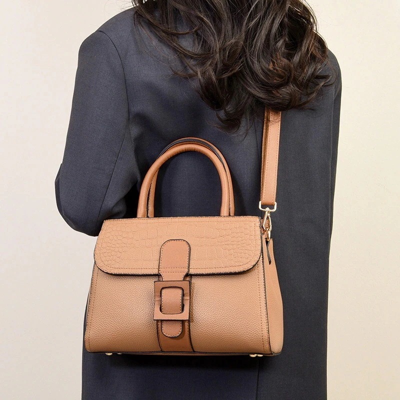 ショルダーバッグ トートバッグ トートバッグ 防塵 ショルダーバッグ キャンバス ス 即纳！アウトレット人気 韓国ファッション 大容量 旅行 防水 2025エコバッグ 斜め掛け ミニバッグ カジュアル