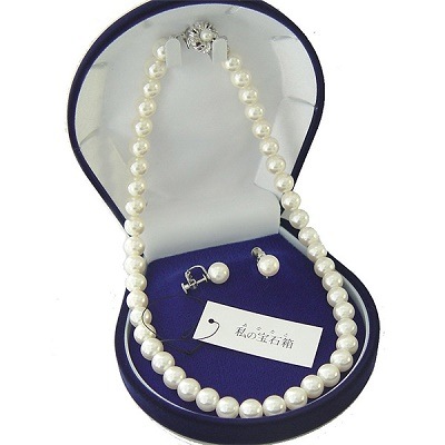 花珠貝パールネックレスピアスセット ホワイトカラー9ミリ42センチ 6月誕生石